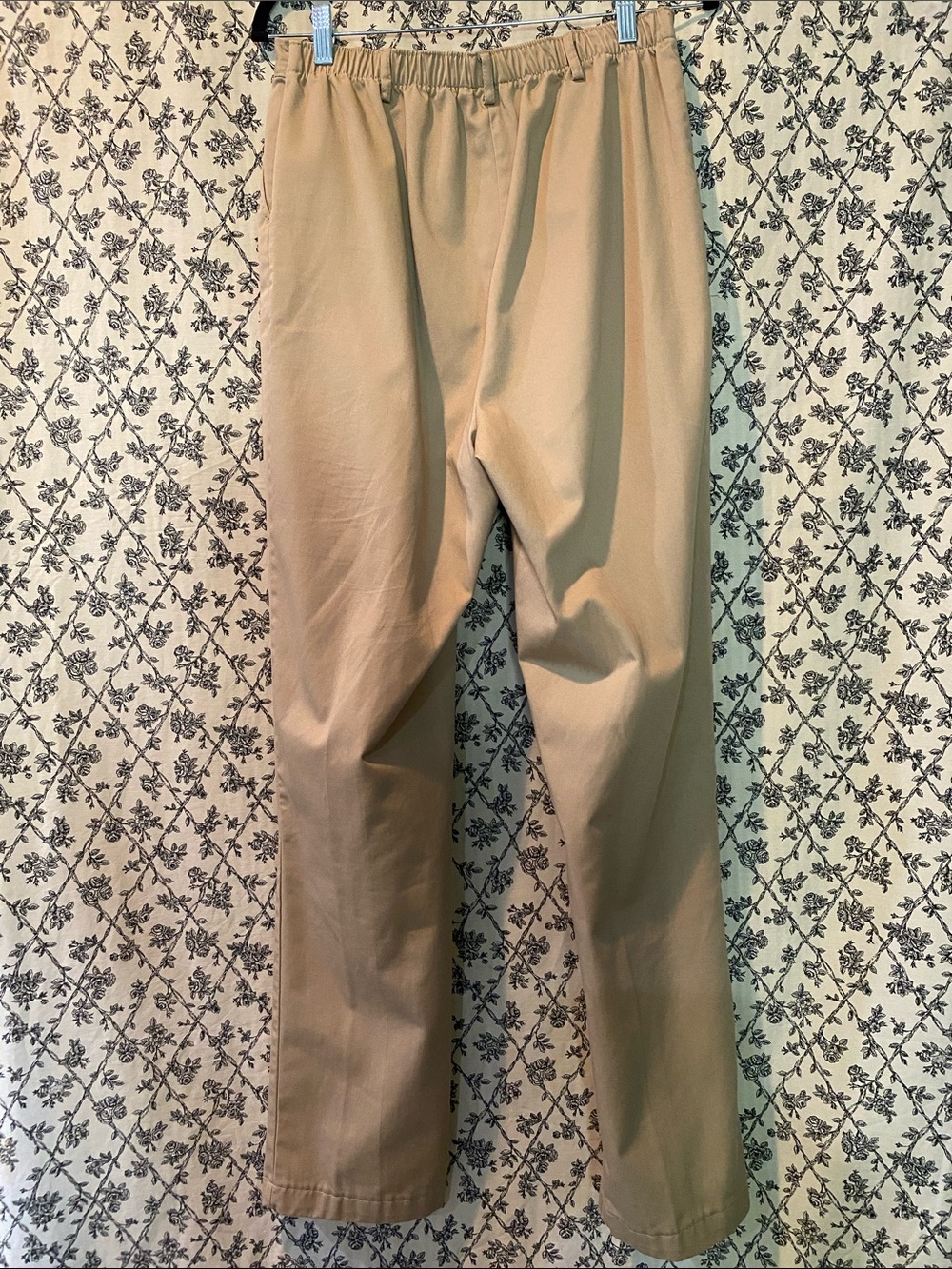 Lands' End Women's Khaki Straight-Leg Trousers - Picture 2 of 5